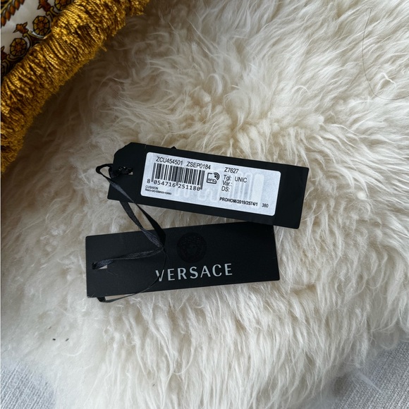 Versace Pillow - Picture 5 of 17